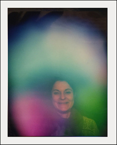 The second aura photograph after having worn the Swiss Harmony BodyCard for only 90 minutes.
