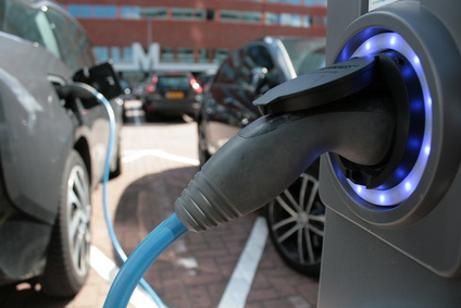 Electric/Hybrid cars as well as normal ones are sources of electrosmog. The charging stations also send out large amount of electric impulses. Photo: Fotolia.de
